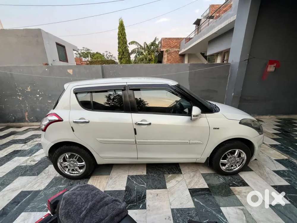 Maruti Suzuki Swift 2014 Diesel 80250 Km Driven