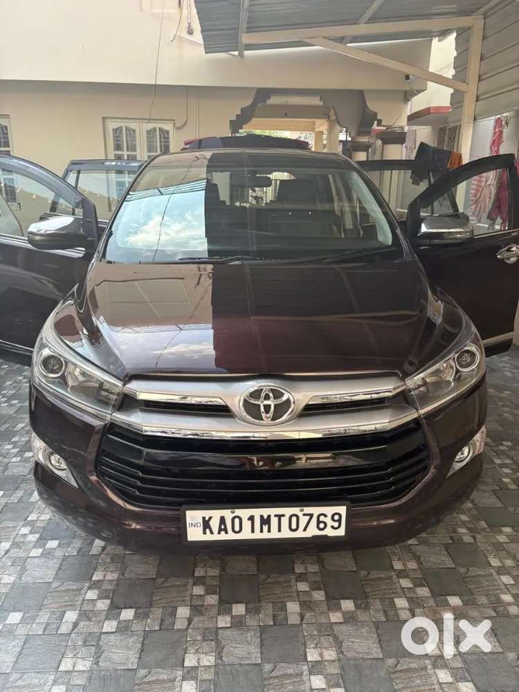 Toyota Innova Crysta 2019
