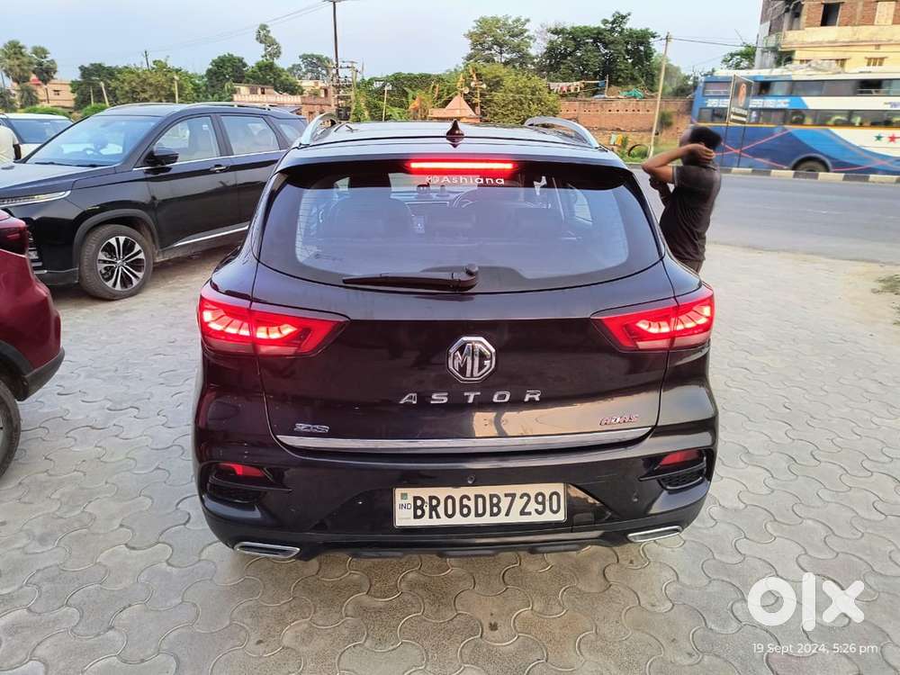 Mg Astor Petrol 2022 Model Red