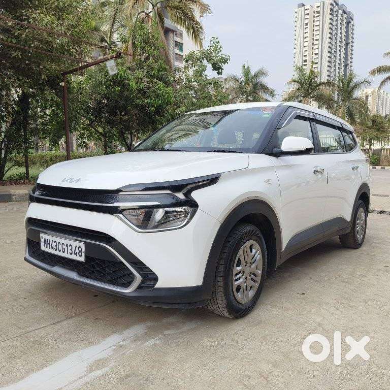 Kia Carens G 1.5 6mt Premium (o) 7-seater, 2023, Petrol