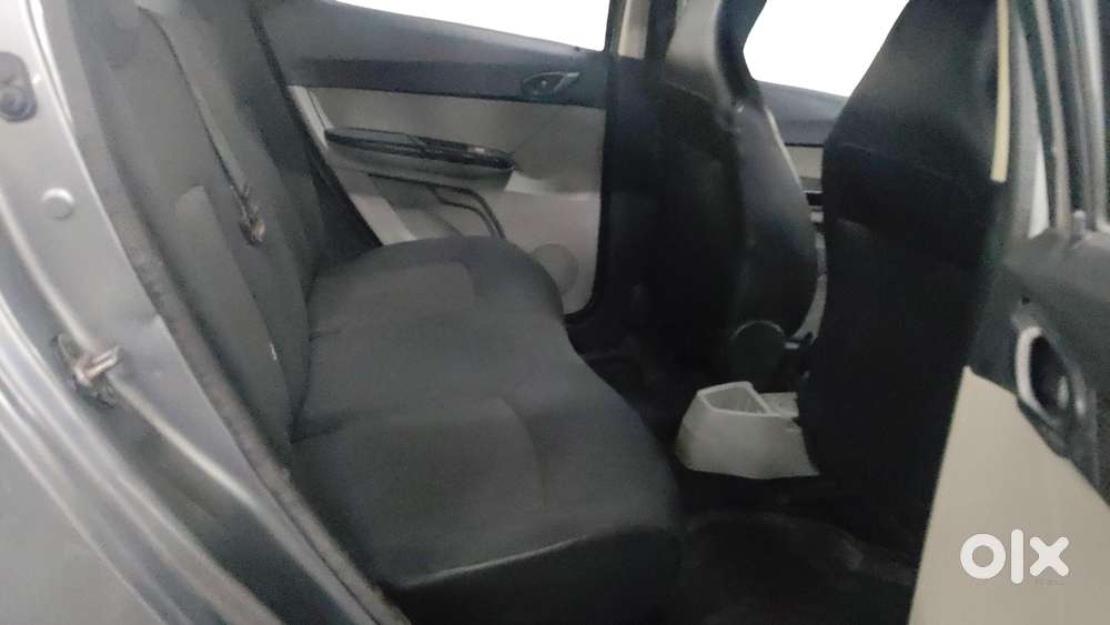 Tata Tiago 1.2 Revotron Xm, 2018, Petrol