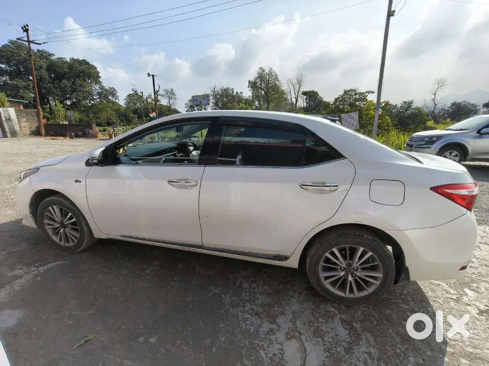 Corolla Altis 2015 Automatic
