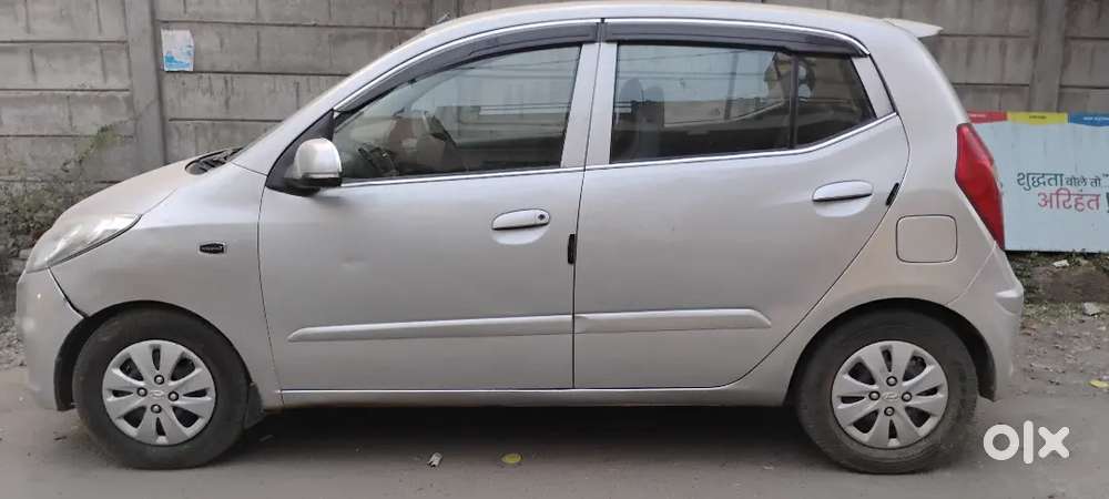 Hyundai I10 Sportz 2012 Car