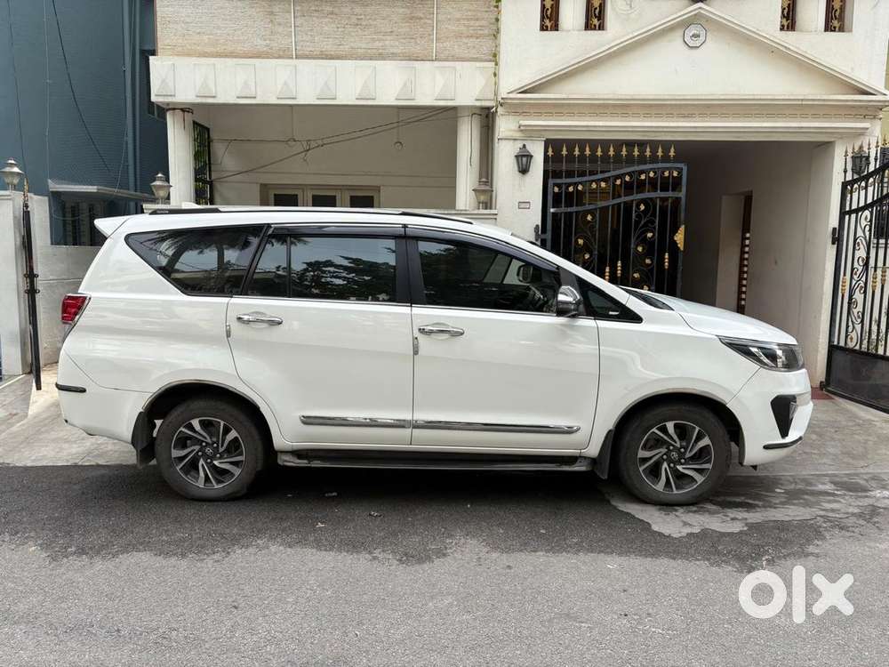 Toyota Innova Crysta 2021