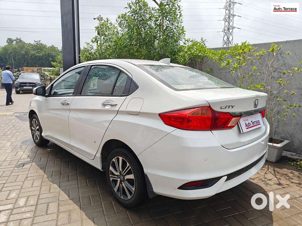 Honda City V Mt, 2022, Petrol