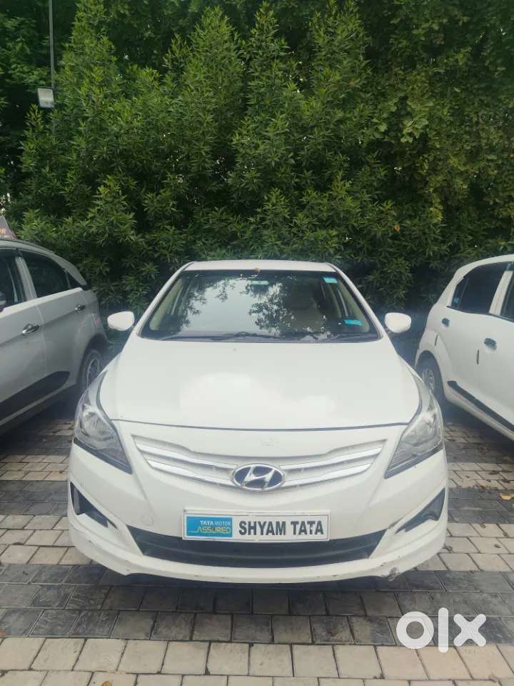 Hyundai Verna 1.6 Ex Vtvt, 2016, Petrol
