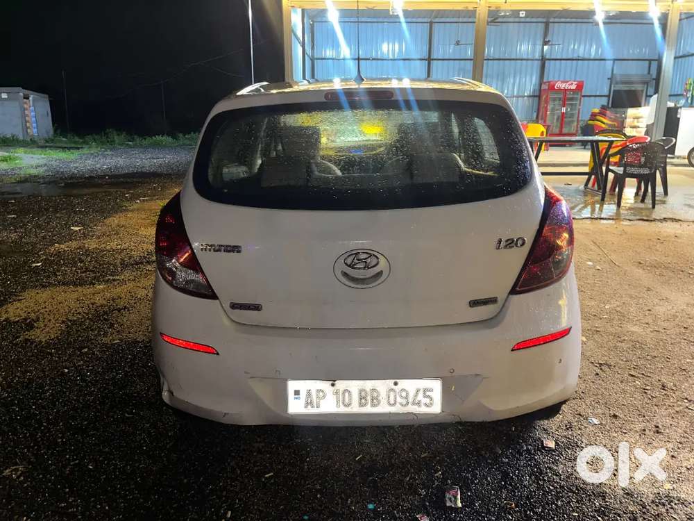 Hyundai New I20 Magna 2012