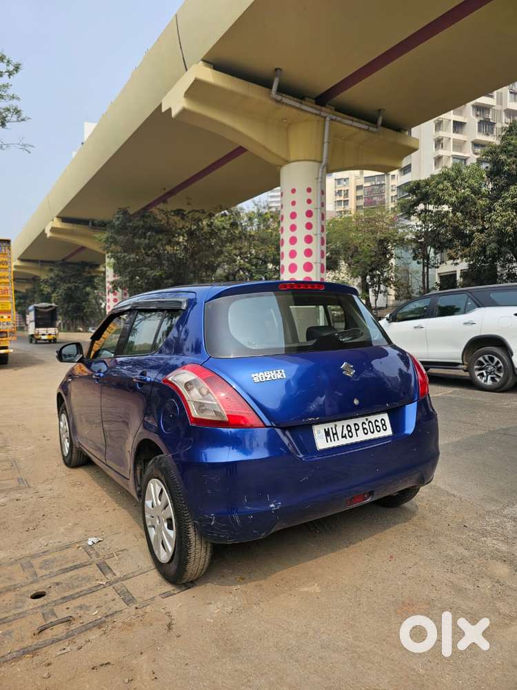 Maruti Suzuki Swift Vxi Abs Bsiv, 2013, Petrol