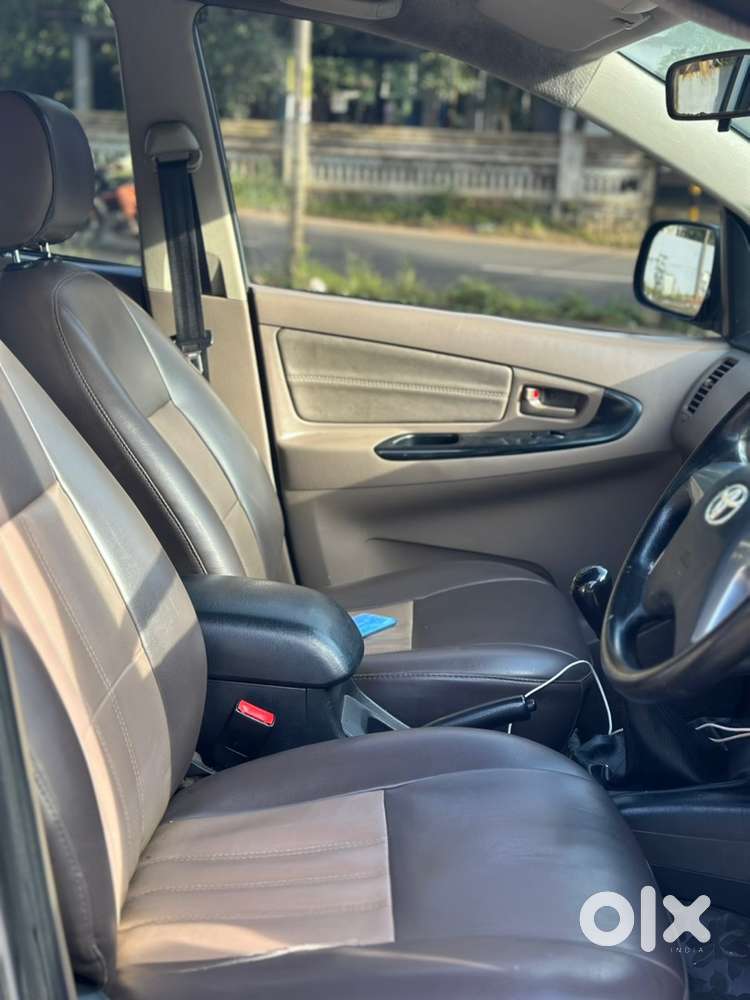 Toyota Innova Diesel 2015 Year