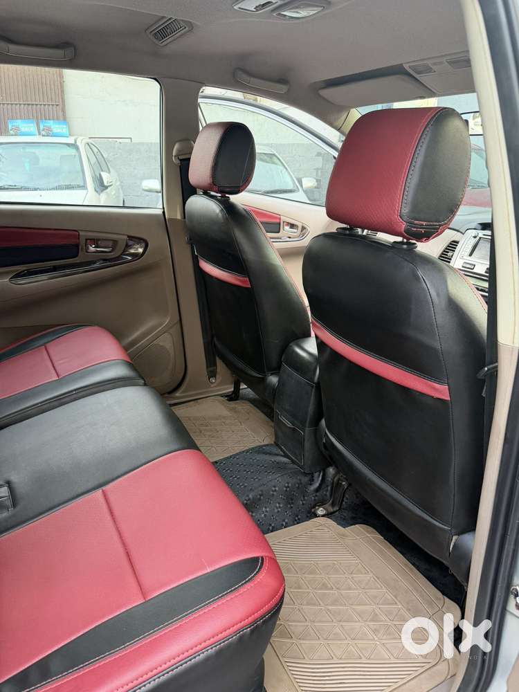 Toyota Innova 2.5 Vx 8 Str, 2015, Diesel