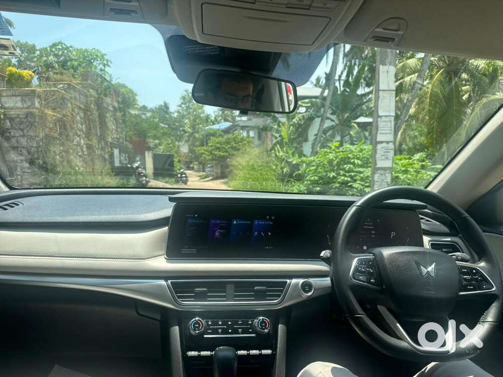 Mahindra Xuv700 2022 Petrol Good Condition