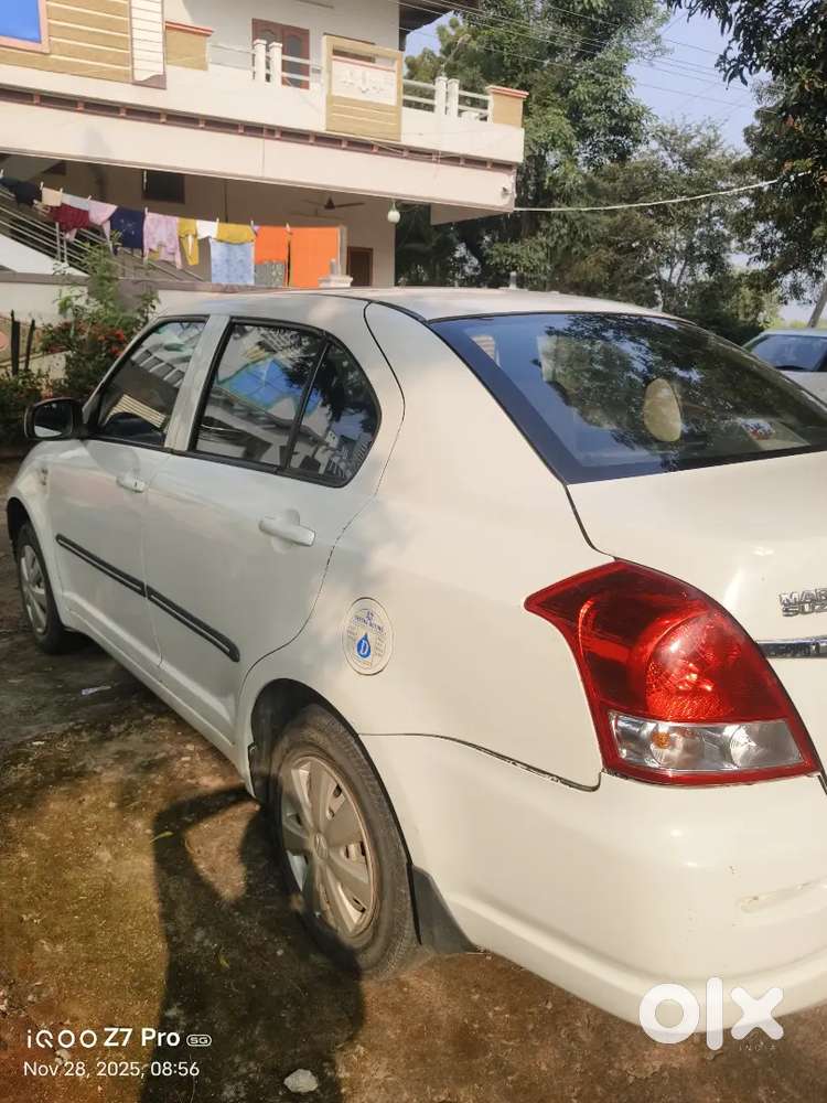 Maruti Suzuki Swift Dzire 2013 Diesel Well Maintained