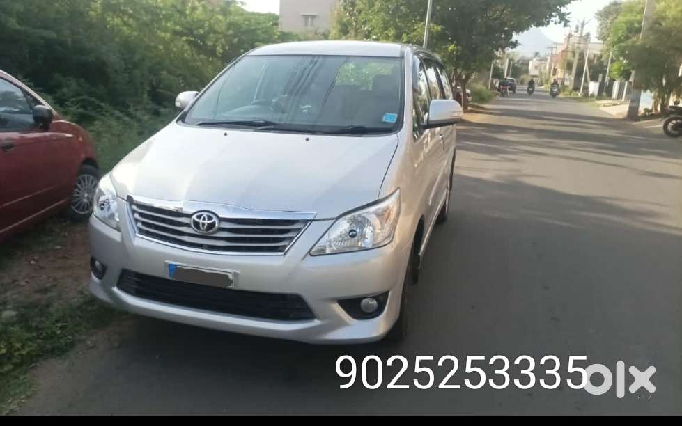 Toyota Innova [ ] 2.5 V Diesel 7 Str, 2013, Diesel