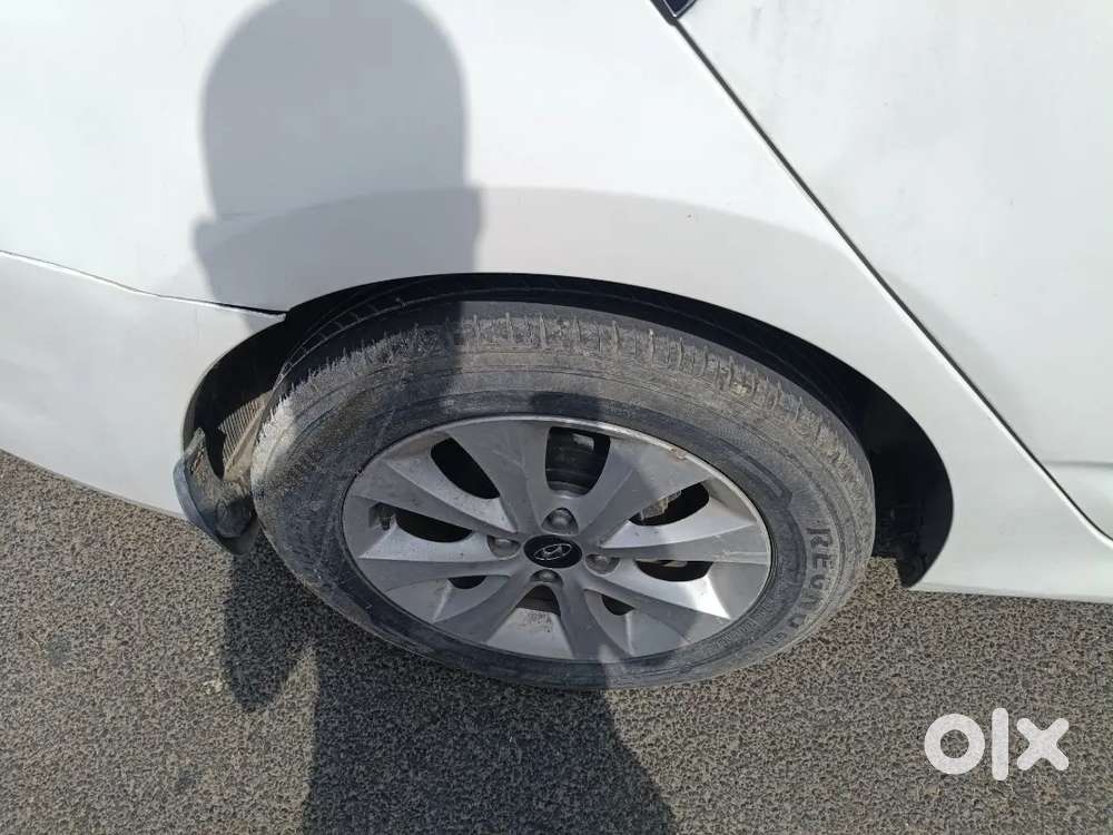 Hyundai Verna 2016