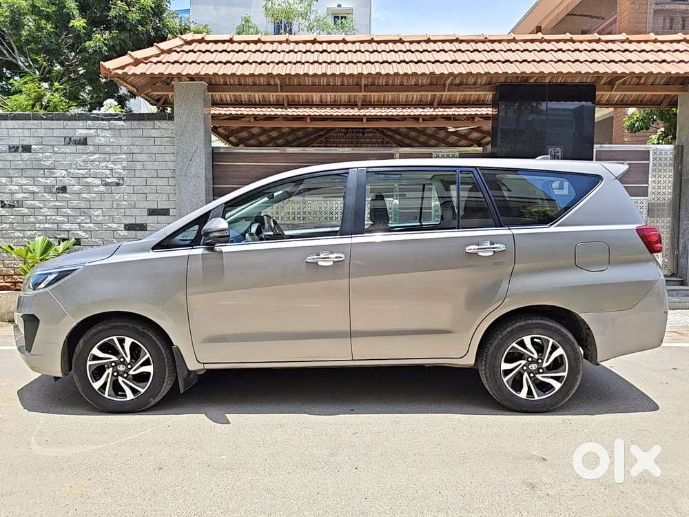 Toyota Innova Crysta 2.4 V, 2022, Diesel