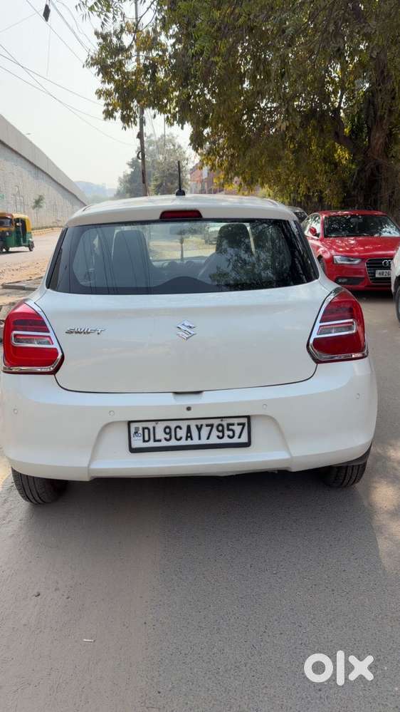 Maruti Suzuki Swift Lxi Option, 2022, Petrol