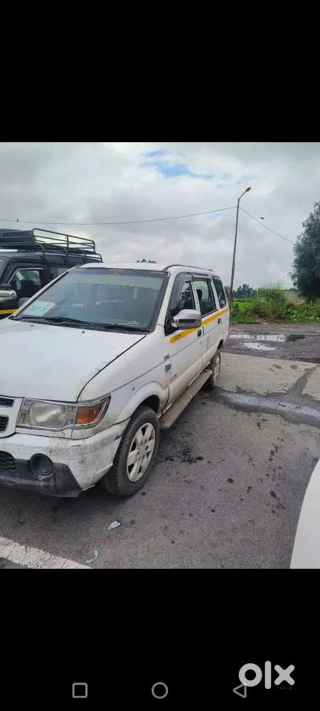 Chevrolet Tavera 2013