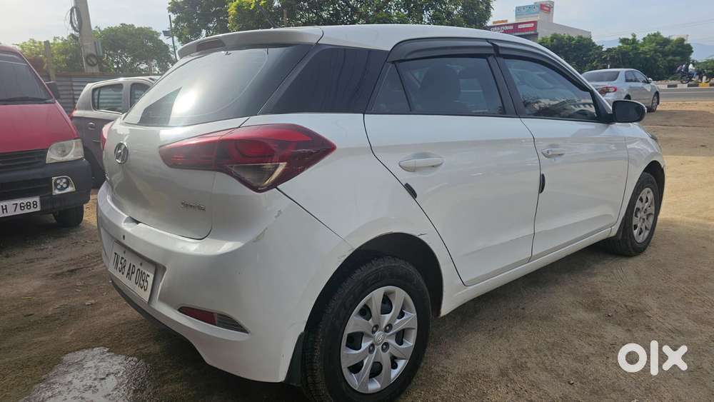 Hyundai I20 Sportz 1.2 Bs-iv, 2017, Petrol