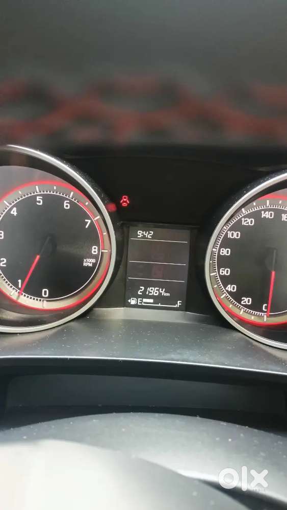 Maruti Swift 1.2 Vxi 2024