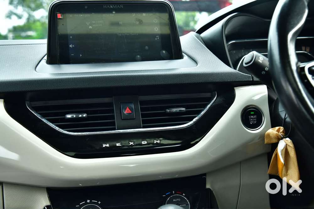 Tata Nexon 1.2 Revotron Xza Plus (o) Amt, 2021, Petrol