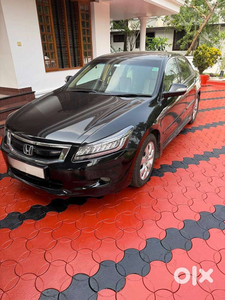Honda Accord V6, 2010 Full Option, Automatic