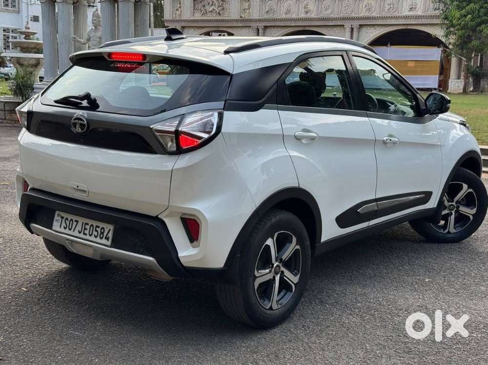 Tata Nexon 1.2 Revotron Xz Plus, 2022, Petrol