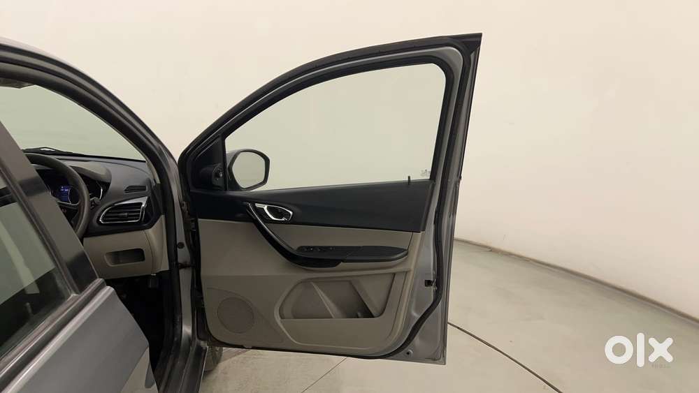 Tata Tiago 1.2 Revotron Xz Plus, 2019, Petrol