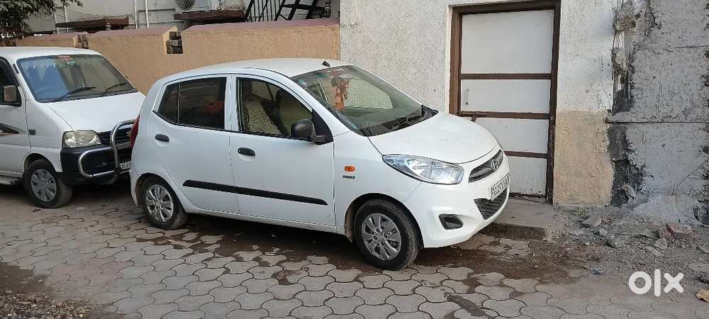 Hyundai I10 2011 At Cpm Colony