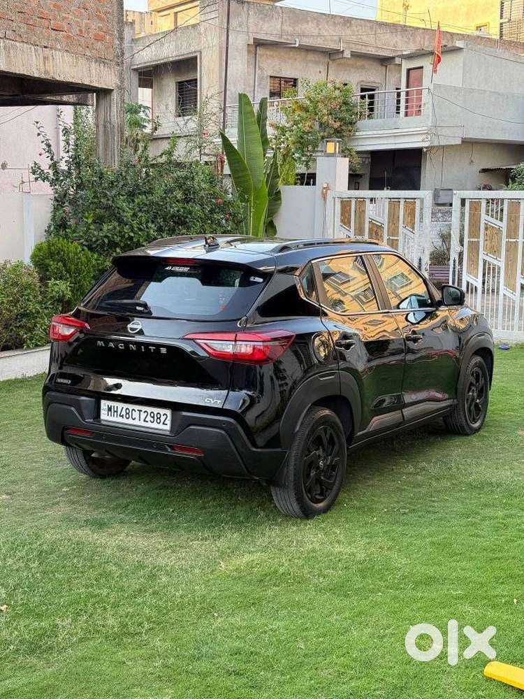 Nissan Magnite Kuro Edition 1.0 Turbo Petrol Cvt, 2023, Petrol