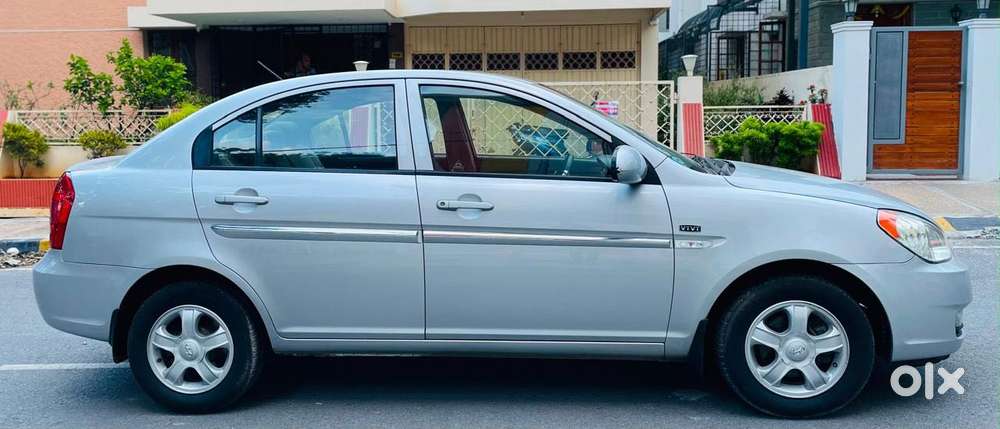 Hyundai Verna Vtvt 1.6 Sx, 2009, Petrol