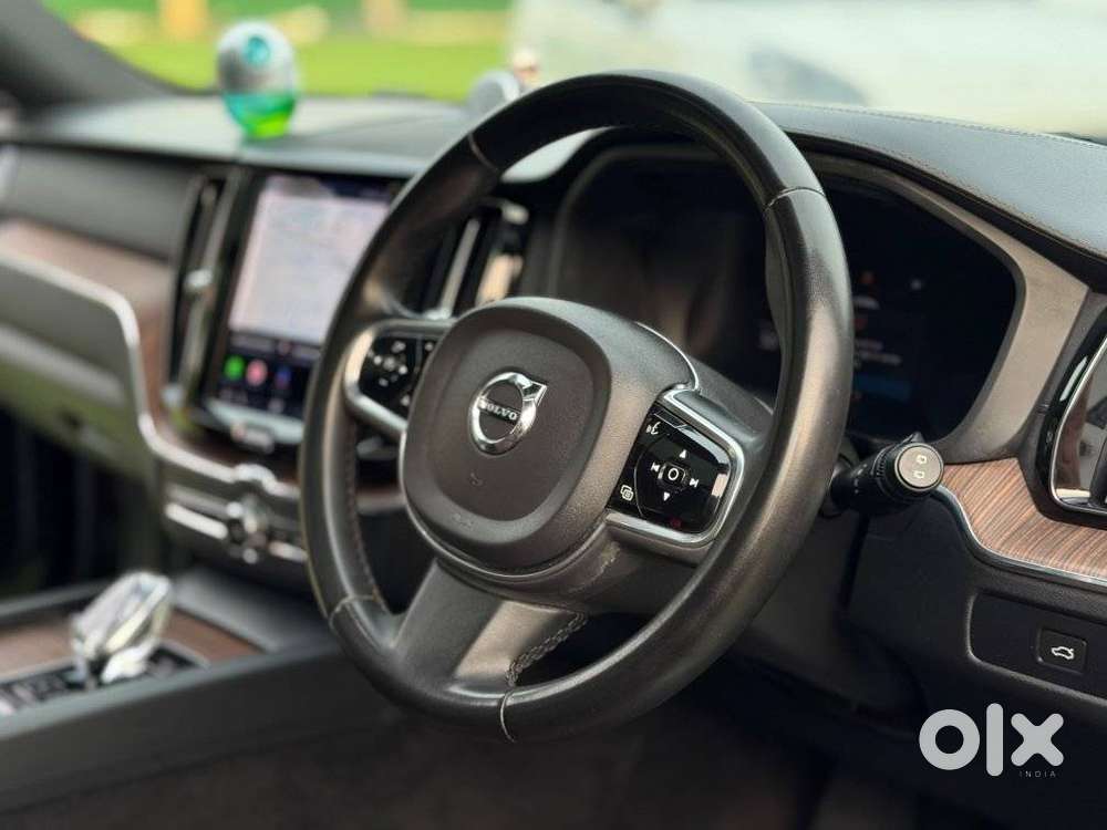 Volvo Xc60 2.0 B5 Ultimate, 2023, Petrol