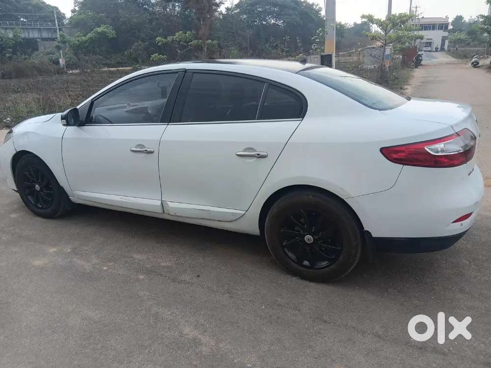 Renault Fluence 2015 Diesel 165000 Km Driven