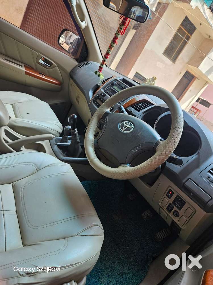 Toyota Fortuner 2011-2016 4x4 At, 2010, Diesel