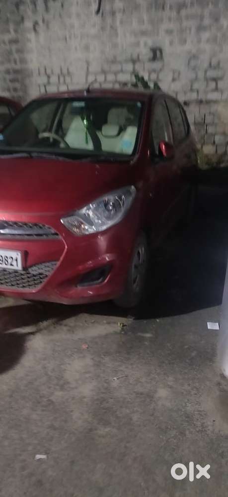Hyundai I10 Sportz 2013 Model