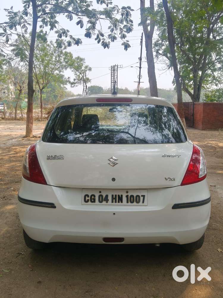 Maruti Suzuki Swift Vxi Abs Bsiv, 2014, Petrol