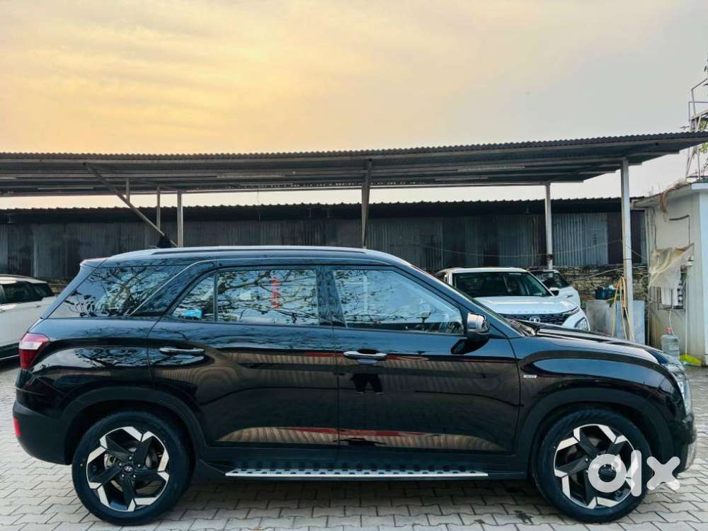 Hyundai Alcazar 2.0 Signature (o) Petrol At 6 Str, 2021, Petrol