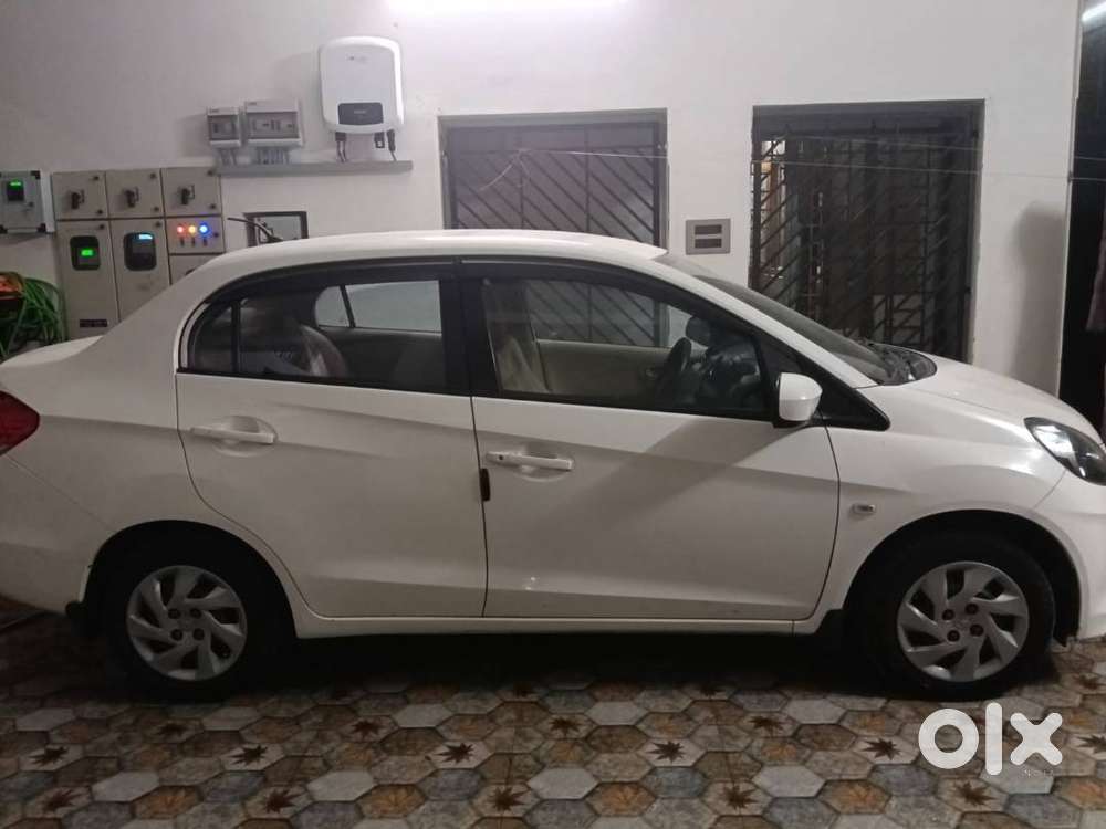 Honda Amaze Diesel 2013
