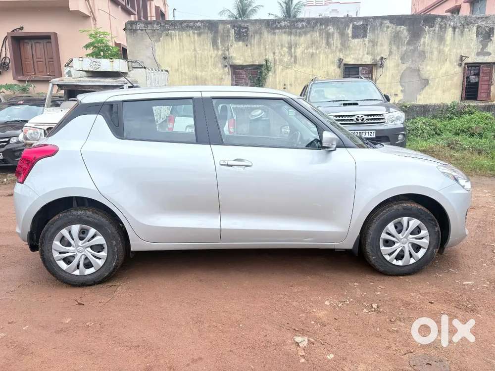 Maruti Swift Vxi 2024