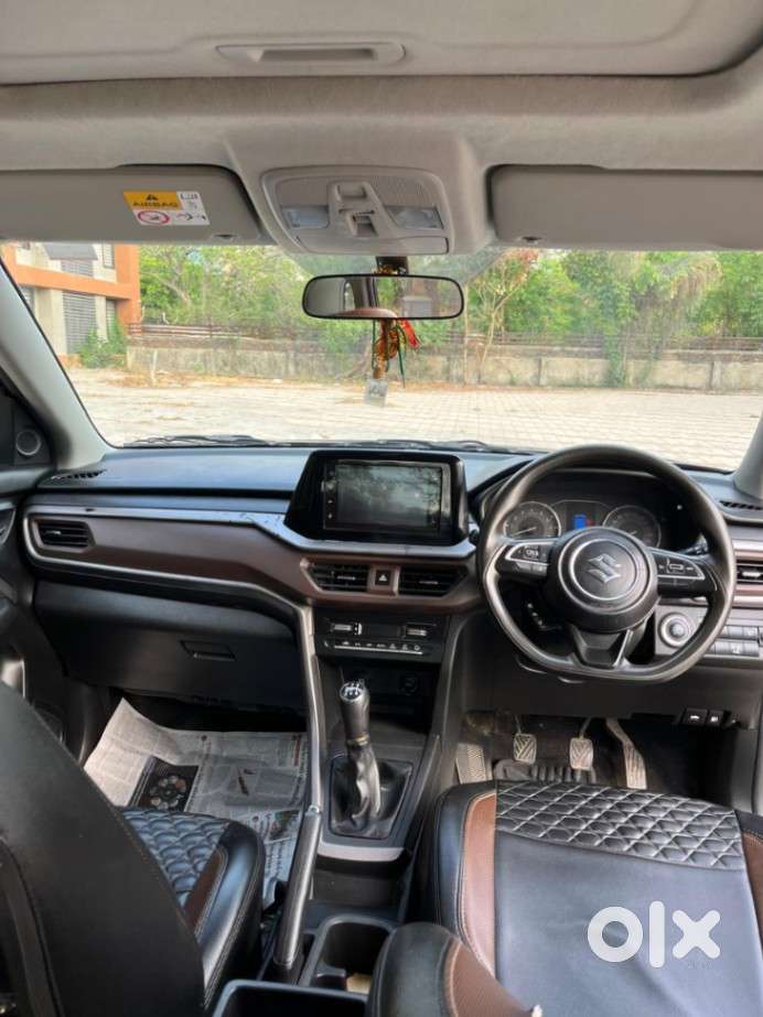 Maruti Suzuki Brezza 1.5 Vxi Cng, 2024, Petrol