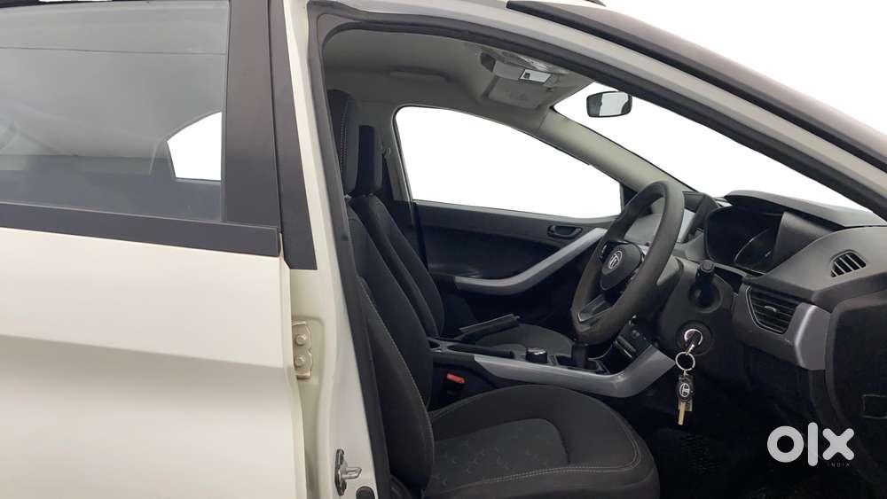 Tata Nexon 1.2 Revotron Xm (s), 2022, Diesel