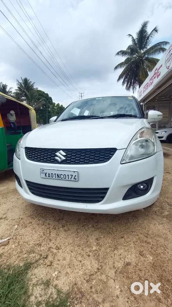 Maruti Suzuki Swift 2011 Petrol Manual