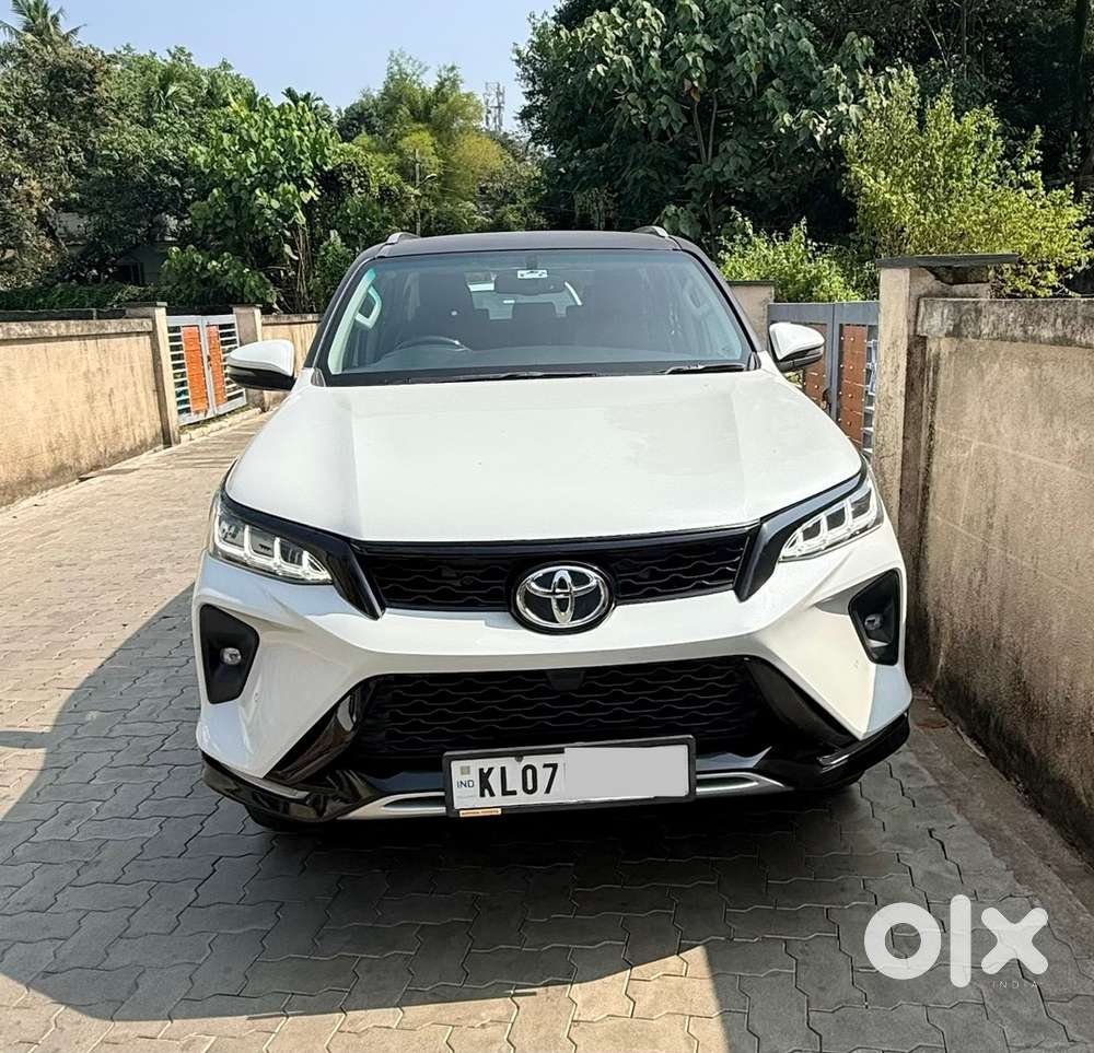 Toyota Fortuner Legender 2023 Diesel