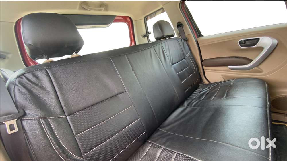 Mahindra Tuv 300 Mhawk100 T8, 2017, Diesel