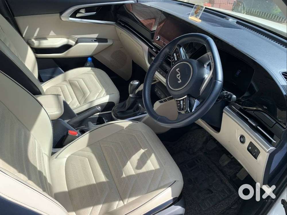 Kia Carens Prestige Plus 2022