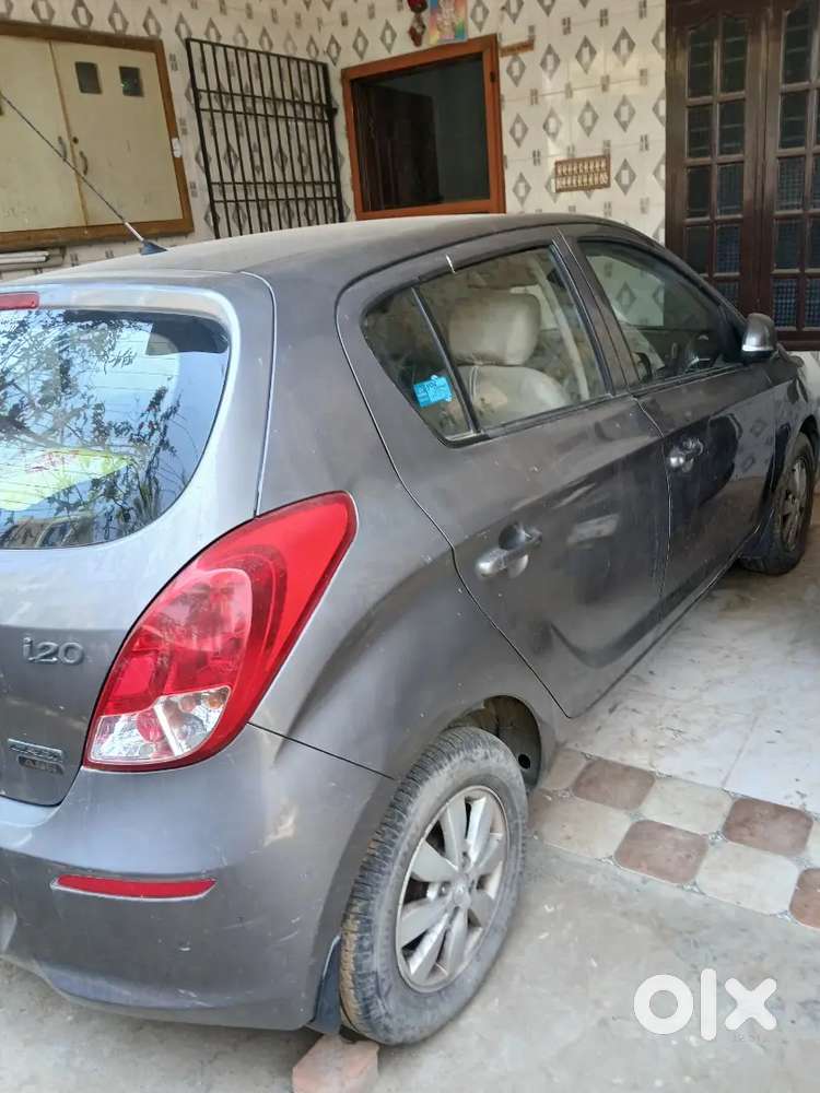Hyundai I20 2012 Diesel 79280 Km Driven