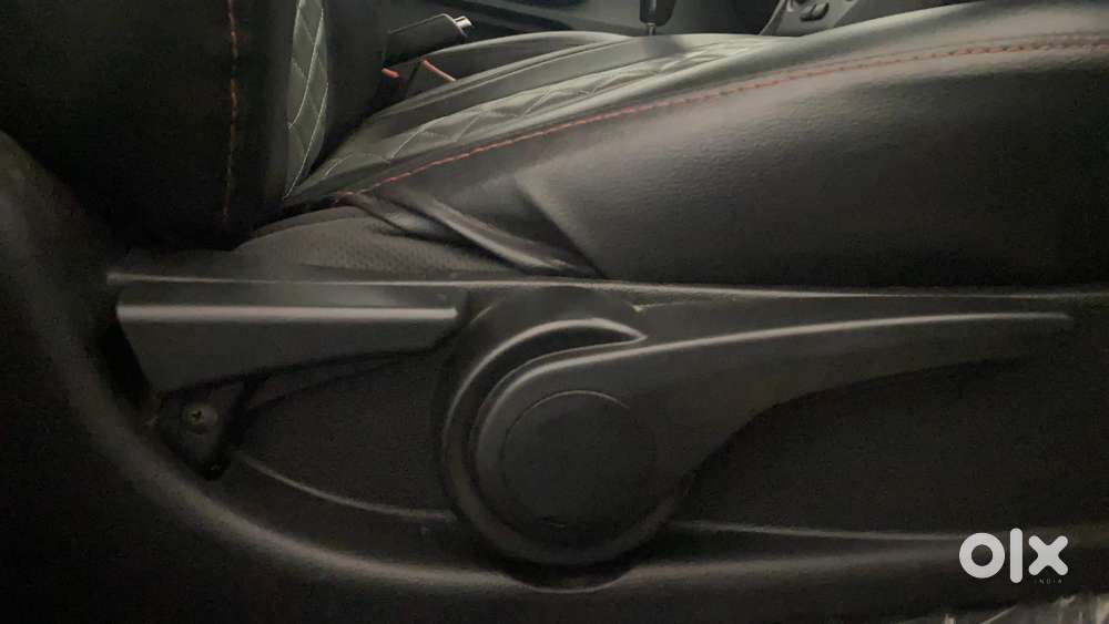 Tata Tigor Xza, 2018, Petrol
