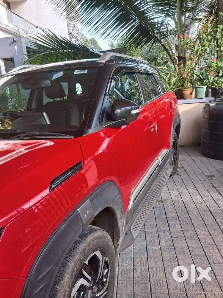 Maruti Brezza Petrol 2025