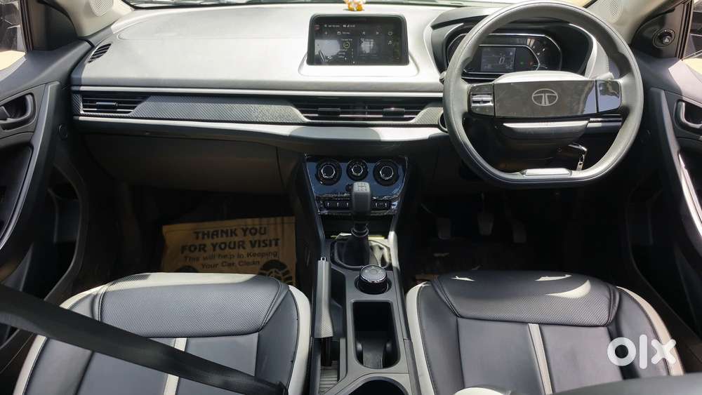 Tata Nexon Smart Plus S 1.2 Revotron Petrol 5 Mt, 2025, Petrol