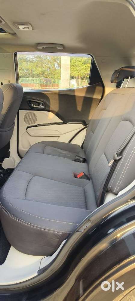 Mahindra Xuv300 W8 Option Diesel, 2022, Diesel