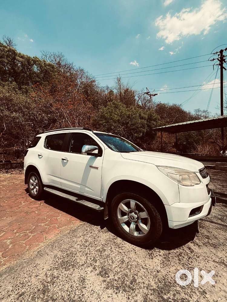 Exclusive American Muscle Suv Trailblazer 8 Seater Like Brand New